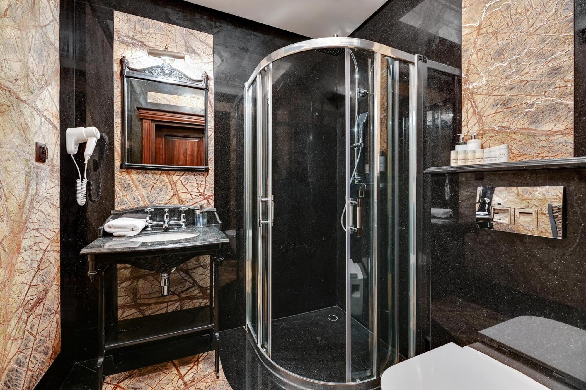 Waterlane Riverside Spa, Pool & Gym By Downtown Apartments Gdańsk Quarto foto